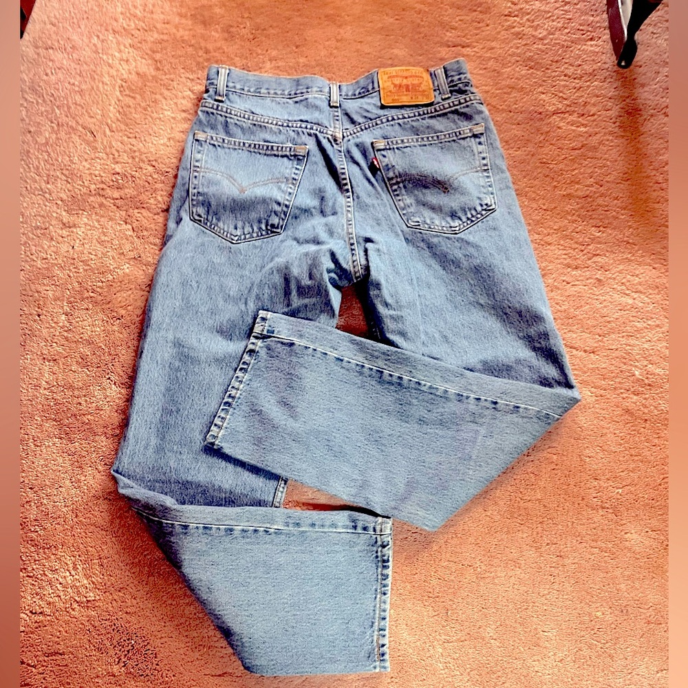 Levis jeans- men’s size 34 x32 -Pre owned